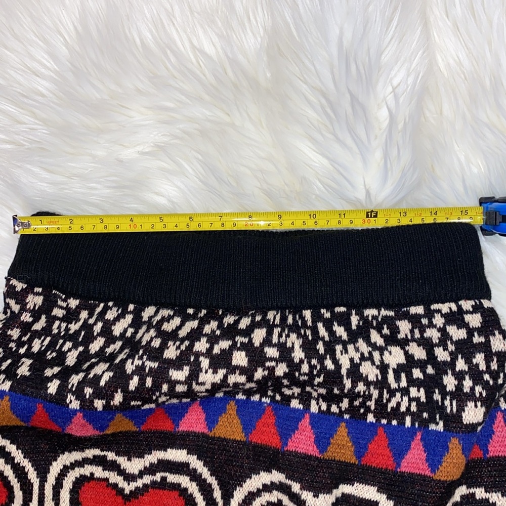 FARM RIO GRAPHIC ELEMENTS AINIKA SWEATER SKIRT IN GRAPHIC ELEMENTS - Picture 3 of 7